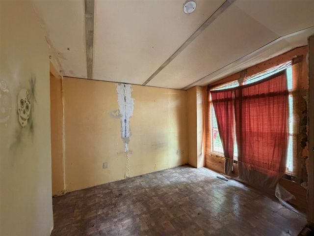 1005 Cove Drive, West Tawakoni, TX 75474