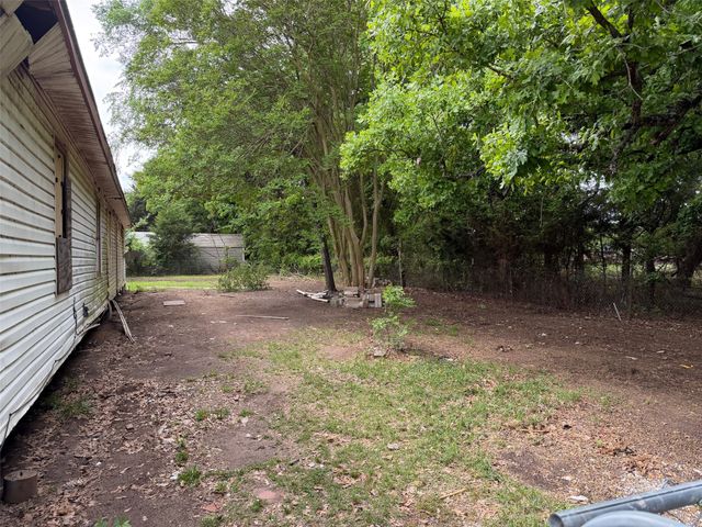 1005 Cove Drive, West Tawakoni, TX 75474