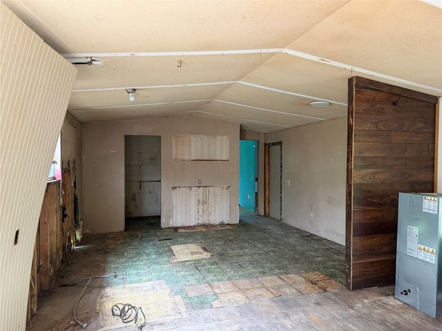 1005 Cove Drive, West Tawakoni, TX 75474