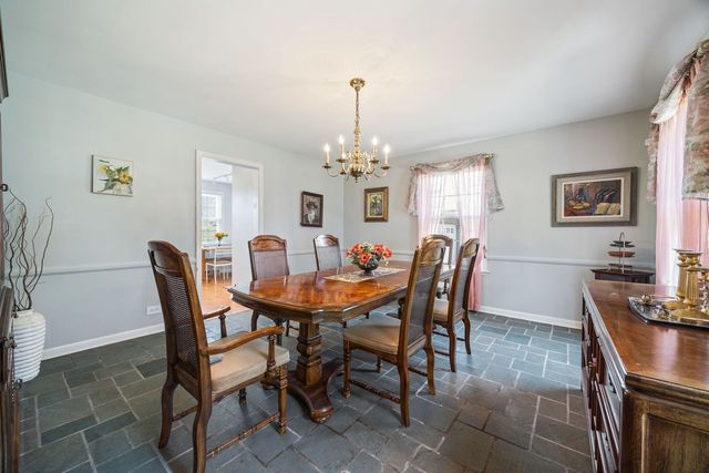 8822 Central Park Avenue, Evanston, IL 60203