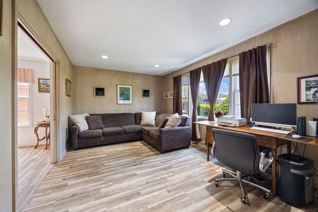 8822 Central Park Avenue, Evanston, IL 60203