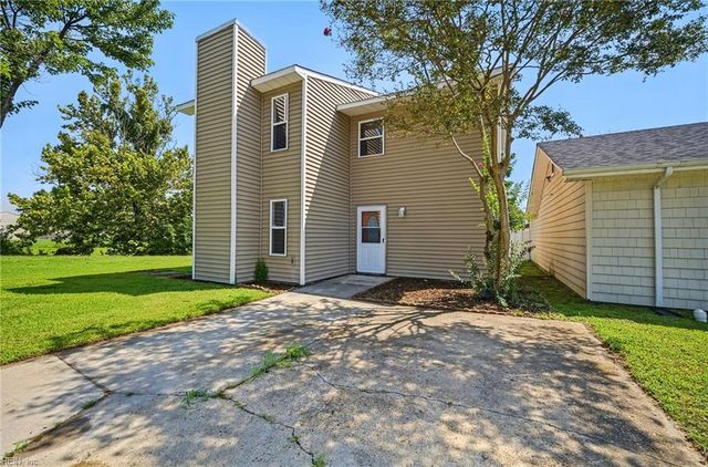 3819 Peachtree LN, Portsmouth, VA 23703