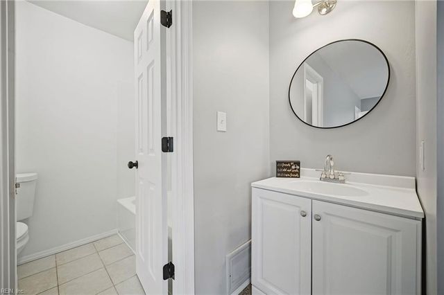 3819 Peachtree LN, Portsmouth, VA 23703
