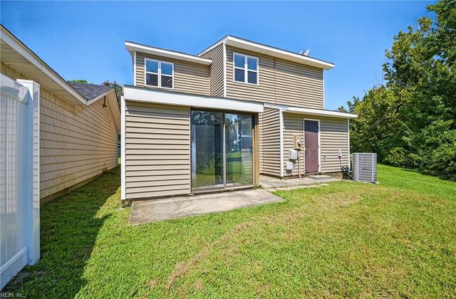 3819 Peachtree LN, Portsmouth, VA 23703