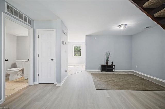 3819 Peachtree LN, Portsmouth, VA 23703