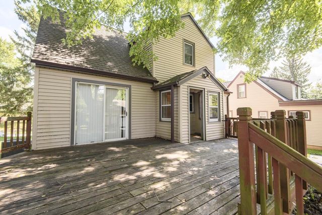 800 Western AVENUE, Waukesha, WI 53188