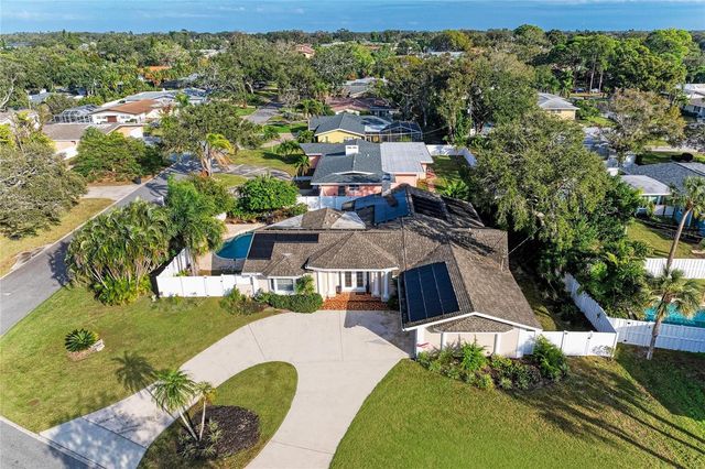 411 HARBOR VIEW LANE, Largo, FL 33770