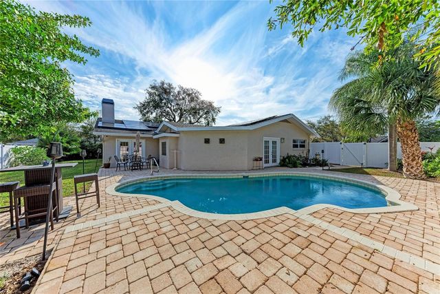 411 HARBOR VIEW LANE, Largo, FL 33770