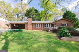 3021 Clairmont Avenue, Macon, GA 31204