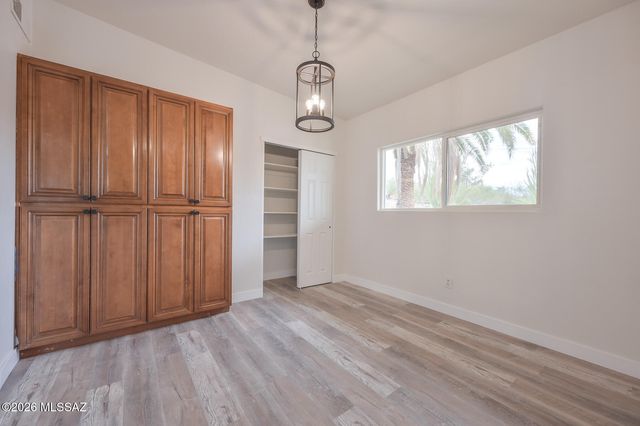 4521 N Bear Canyon Road, Tucson, AZ 85749