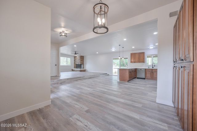 4521 N Bear Canyon Road, Tucson, AZ 85749