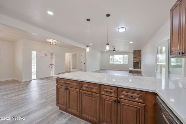 4521 N Bear Canyon Road, Tucson, AZ 85749