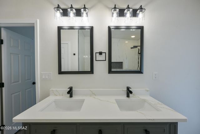 4521 N Bear Canyon Road, Tucson, AZ 85749