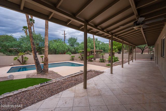 4521 N Bear Canyon Road, Tucson, AZ 85749
