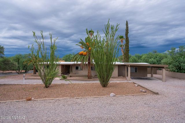 4521 N Bear Canyon Road, Tucson, AZ 85749