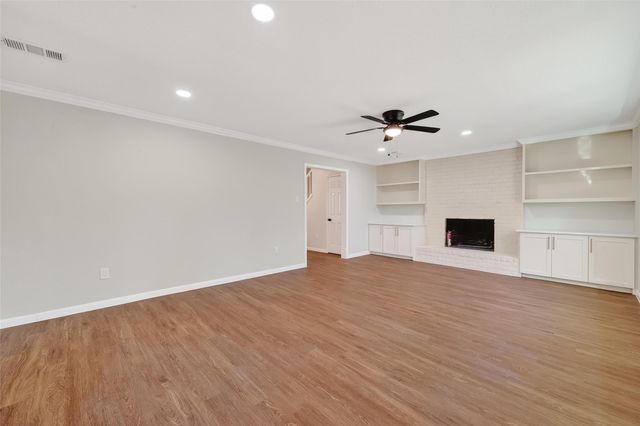 7911 Kleingreen Lane, Spring, TX 77379