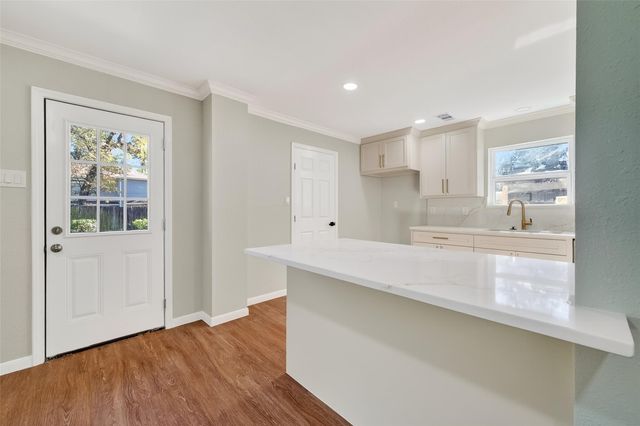 7911 Kleingreen Lane, Spring, TX 77379