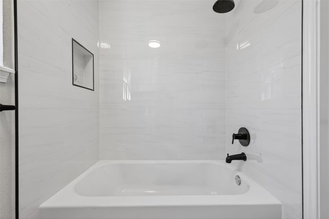 7911 Kleingreen Lane, Spring, TX 77379