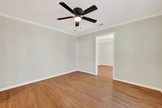 7911 Kleingreen Lane, Spring, TX 77379