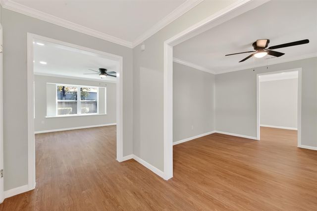 7911 Kleingreen Lane, Spring, TX 77379