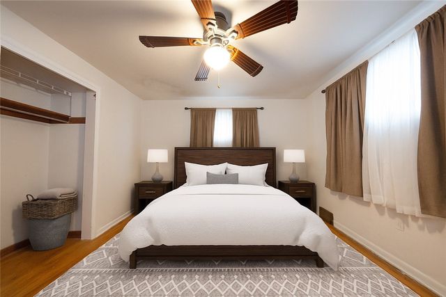 4660 Prescot Dr, Bethel Park, PA 15102