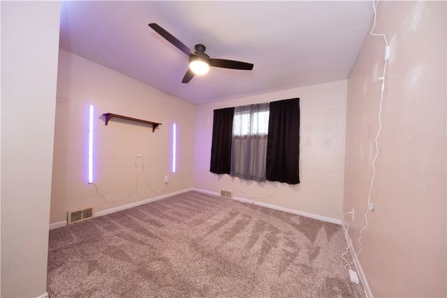 4660 Prescot Dr, Bethel Park, PA 15102