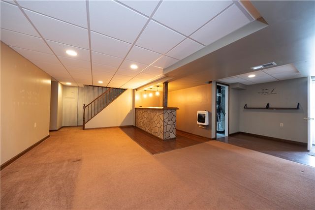 4660 Prescot Dr, Bethel Park, PA 15102