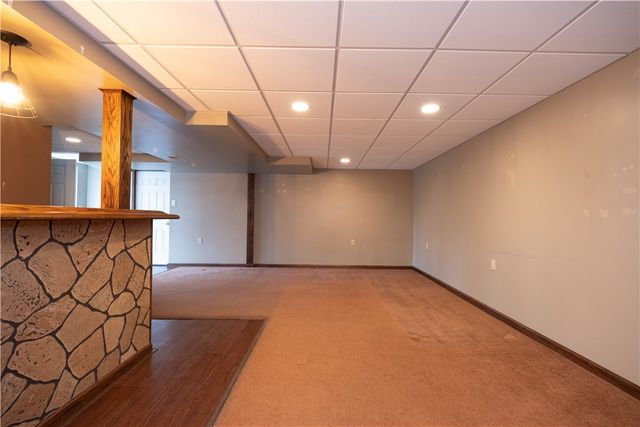 4660 Prescot Dr, Bethel Park, PA 15102