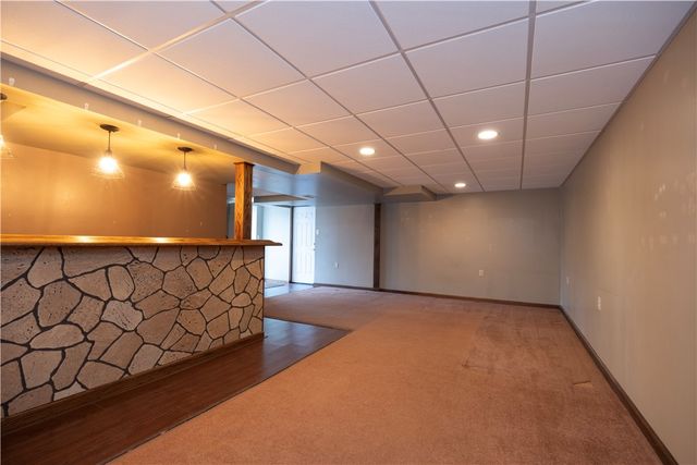 4660 Prescot Dr, Bethel Park, PA 15102