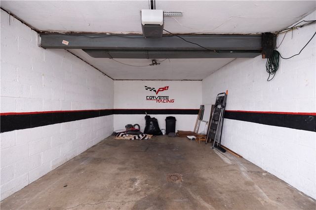 4660 Prescot Dr, Bethel Park, PA 15102