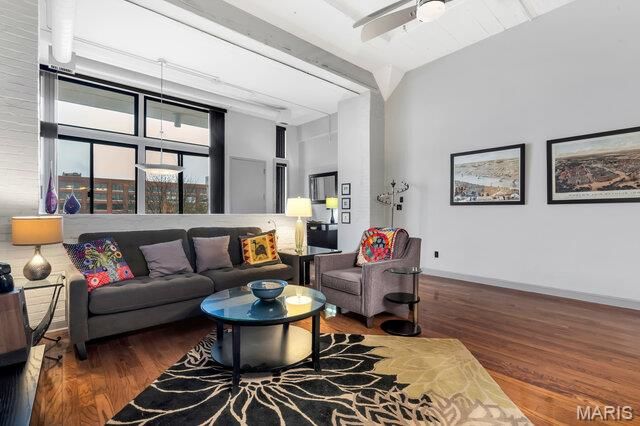 4100 Laclede Avenue 310, St Louis, MO 63108