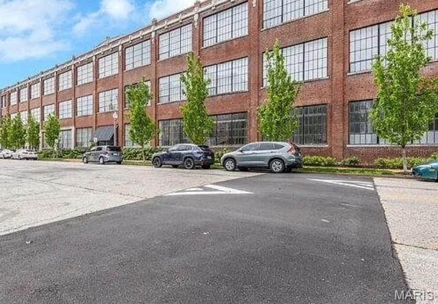 4100 Laclede Avenue 310, St Louis, MO 63108