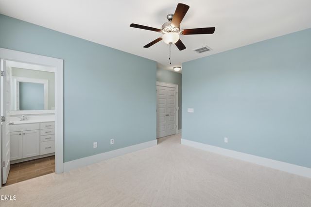118 Rock Ledge Drive, Chapel Hill, NC 27516