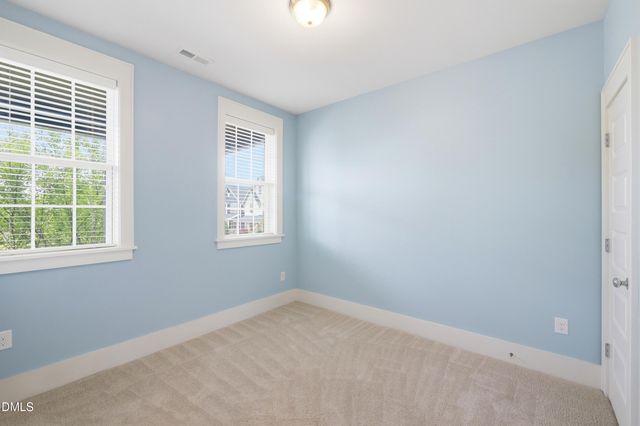 118 Rock Ledge Drive, Chapel Hill, NC 27516