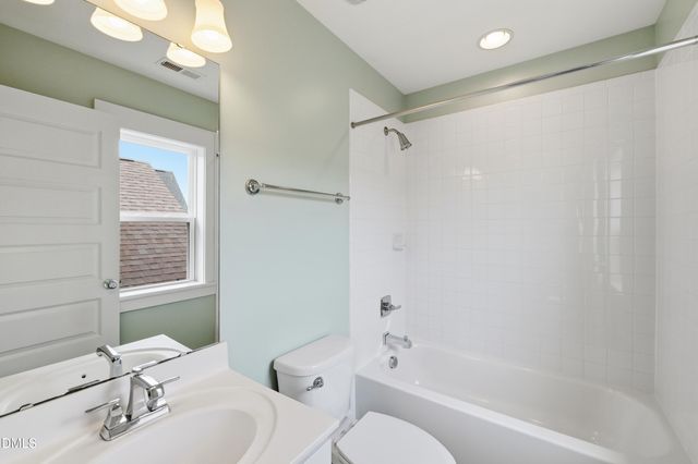 118 Rock Ledge Drive, Chapel Hill, NC 27516