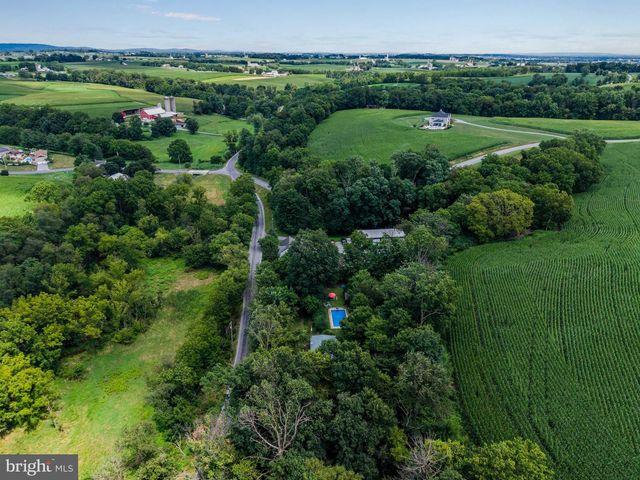 3059 BACK RUN RD, Manheim, PA 17545