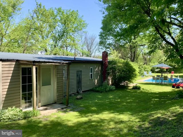 3059 BACK RUN RD, Manheim, PA 17545