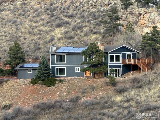 4904 Deer Trail Ct, Fort Collins, CO 80526