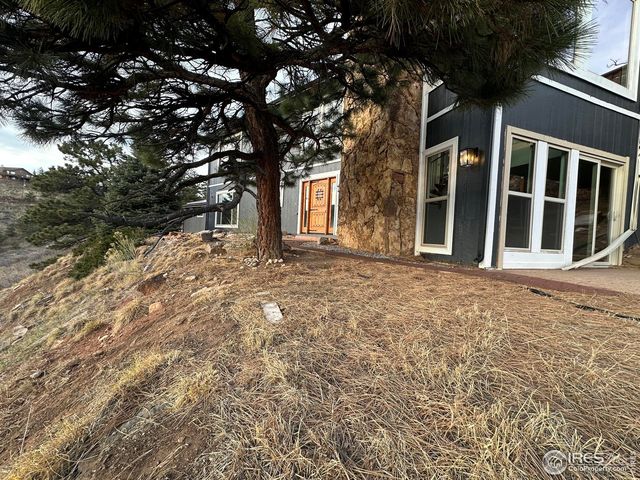 4904 Deer Trail Ct, Fort Collins, CO 80526