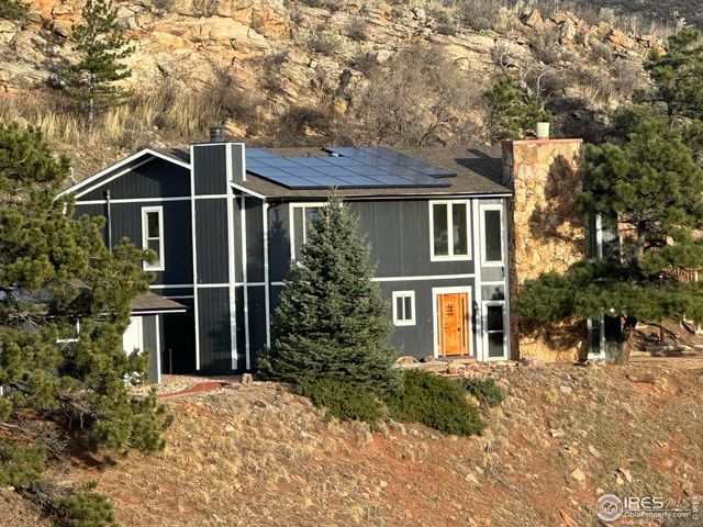 4904 Deer Trail Ct, Fort Collins, CO 80526