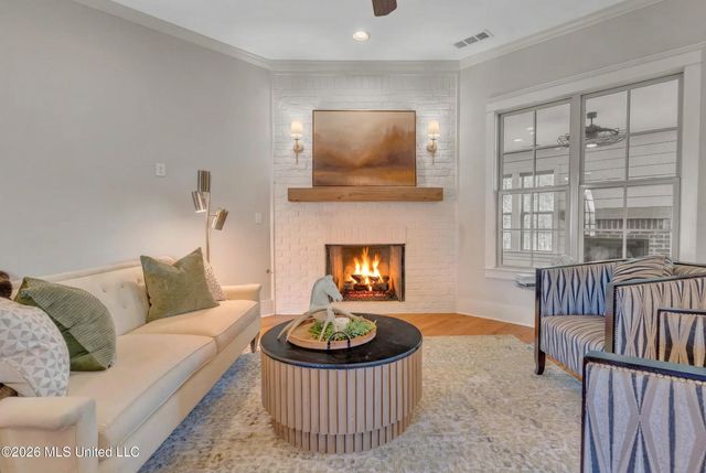 4342 E Robinson Loop, Olive Branch, MS 38654