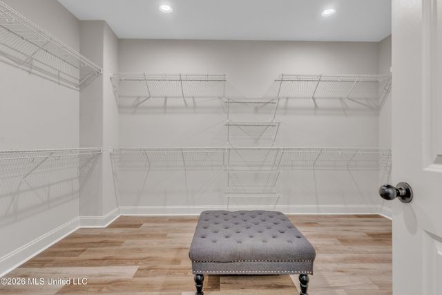 4342 E Robinson Loop, Olive Branch, MS 38654