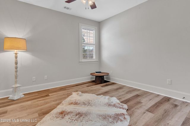 4342 E Robinson Loop, Olive Branch, MS 38654