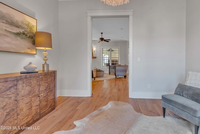 4342 E Robinson Loop, Olive Branch, MS 38654