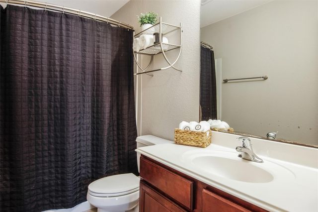 1648 Grable Cove Lane, Spring, TX 77379