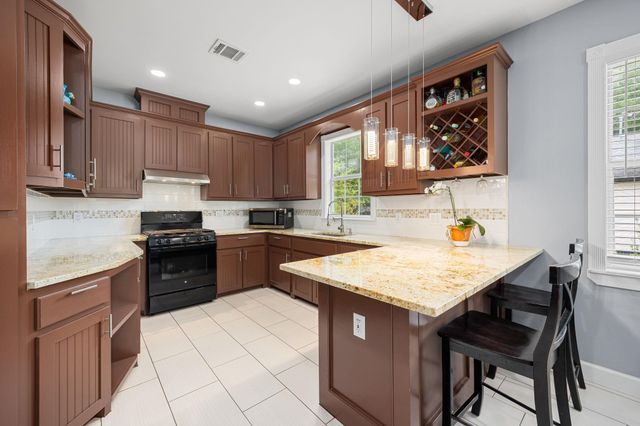 664 County Road 3404, Cleveland, TX 77327