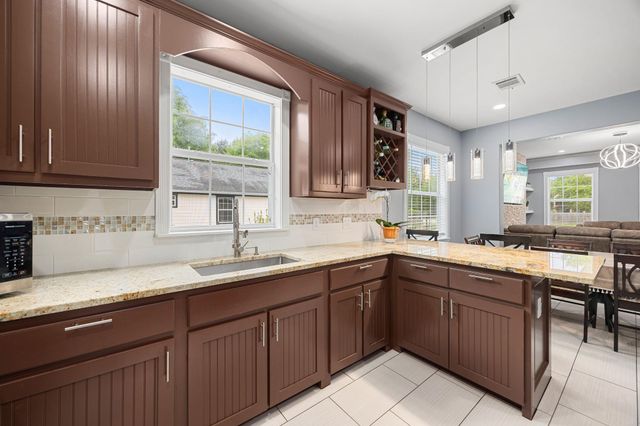 664 County Road 3404, Cleveland, TX 77327