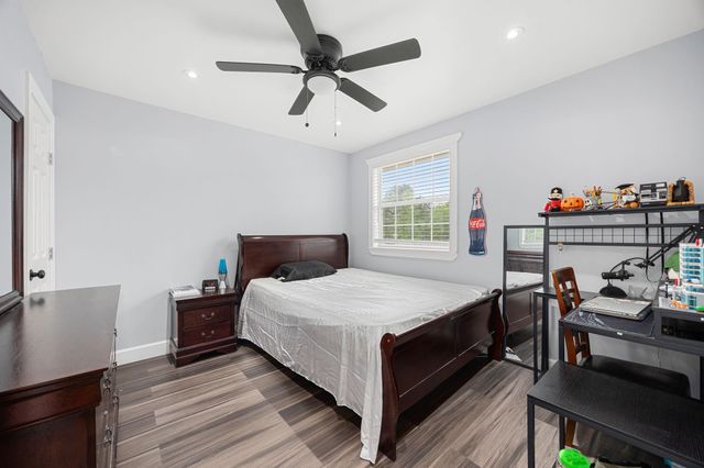664 County Road 3404, Cleveland, TX 77327