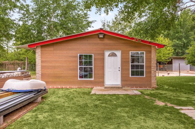 664 County Road 3404, Cleveland, TX 77327
