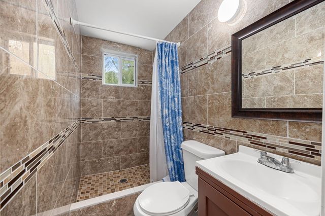 664 County Road 3404, Cleveland, TX 77327